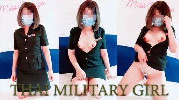 Klip Porno Cosplay Thailand Gadis Thailand Putih Montok Menggoda Dan Celah Dalam Seragam Wanita Sambil Mencungkil Vagina Yang Menonjol